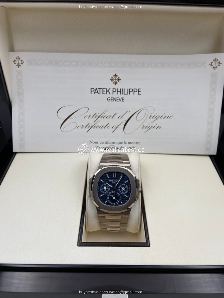 Patek Philippe Nautilus Mens watch Unisex Automatic White gold 5740 1G-001