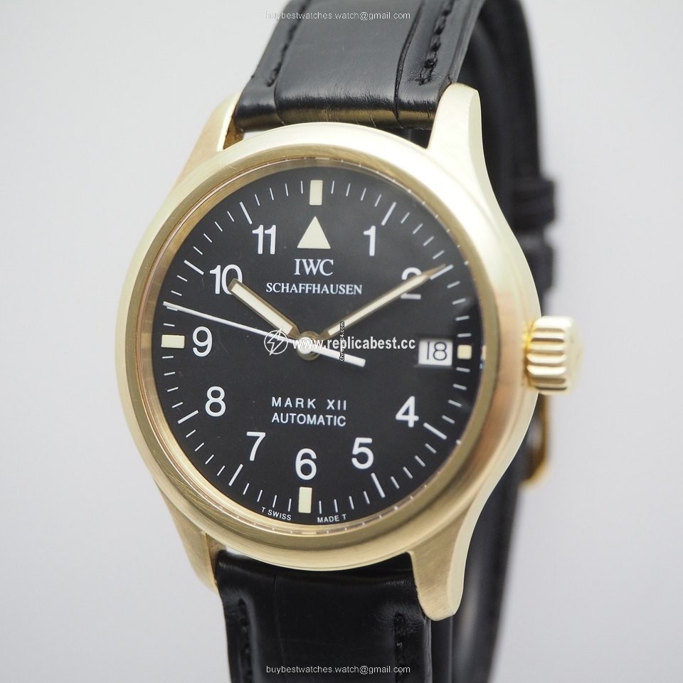 IWC Pilot Mark Mens watch Unisex Automatic Yellow gold IW 3241