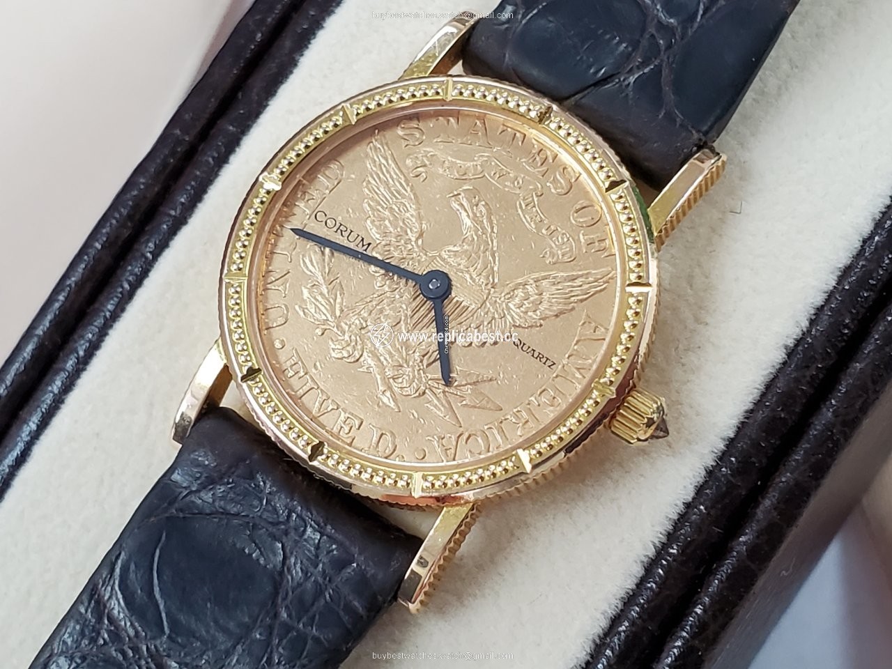 Corum Coin Watch Womens watch Manual winding Yellow gold 293.645.56 0001 MU51