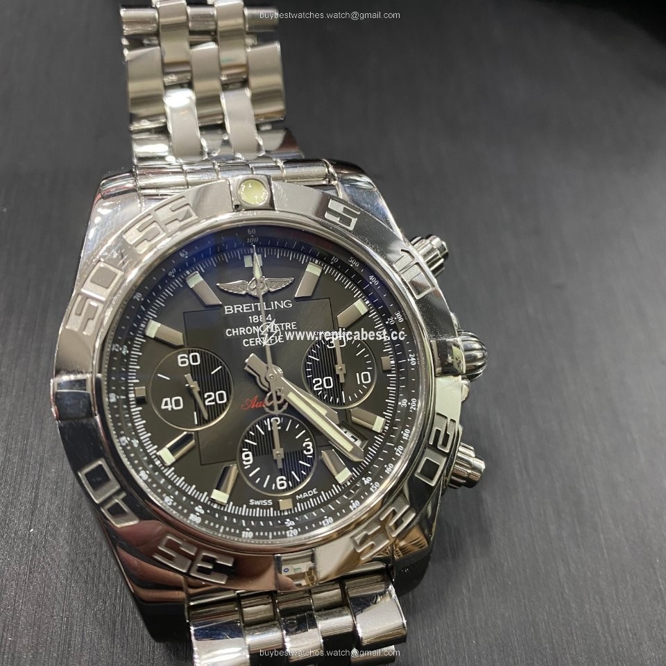 Breitling Chronomat 44 Automatic Steel AB011012 M524