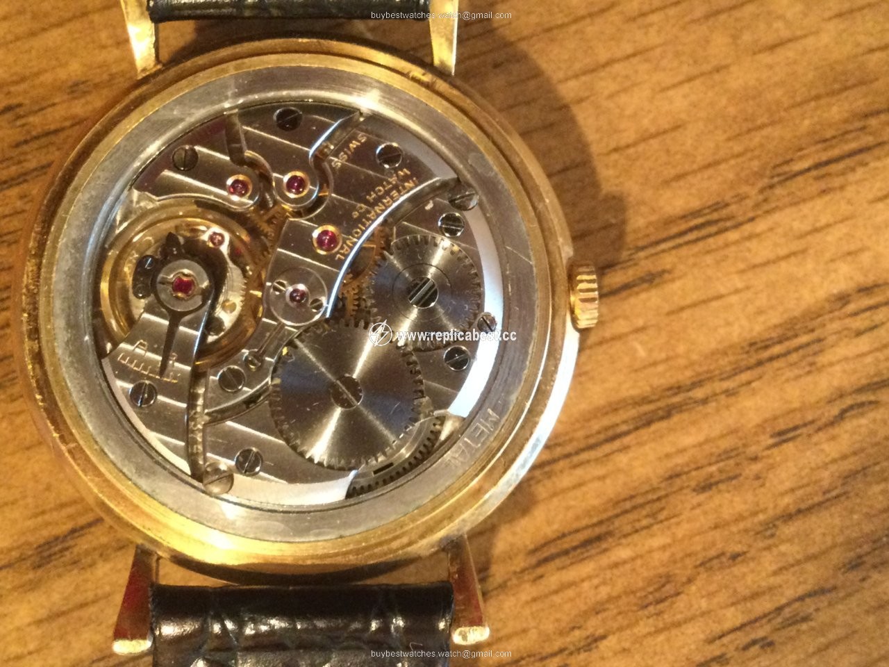 IWC Mens watch Unisex Manual winding Yellow gold 1103747