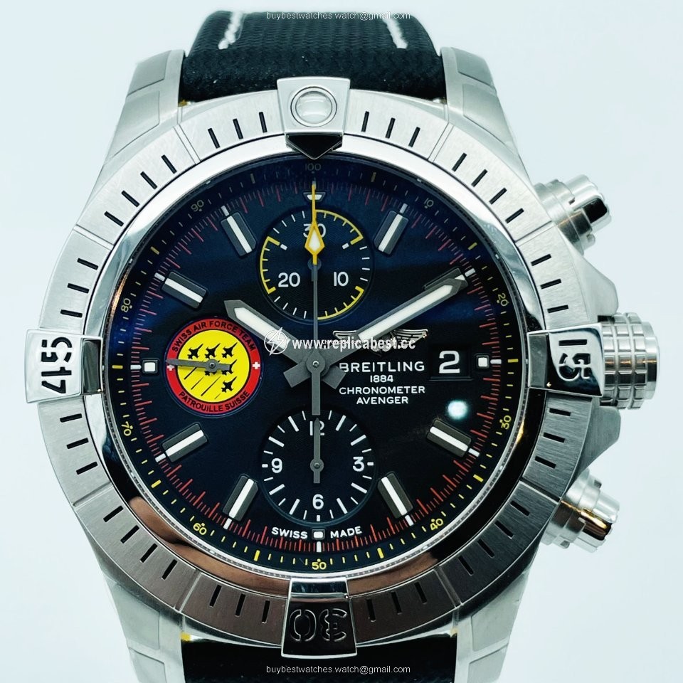 Breitling Avenger Steel A133171A1B1X1