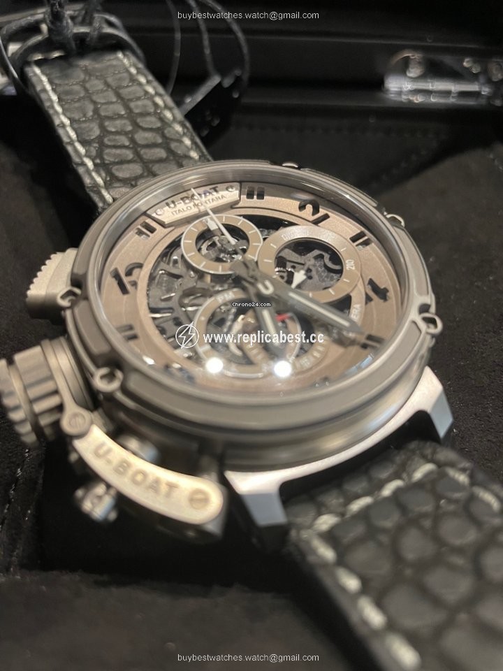 U-Boat Chimera Mens watch Unisex Automatic Titanium 8066