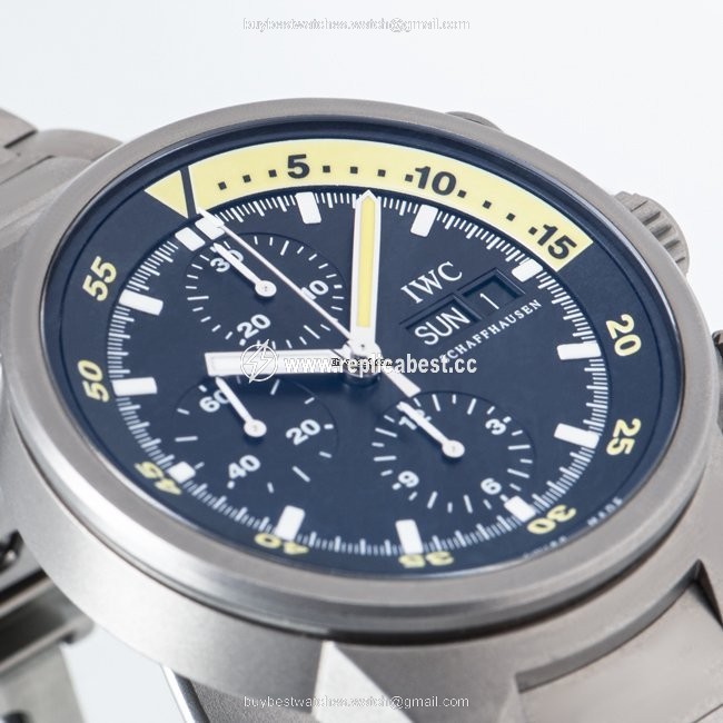IWC Aquatimer Chronograph Mens watch Unisex Automatic Titanium IW371903