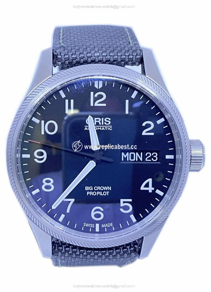 Oris Big Crown ProPilot Day Date Mens watch Unisex Automatic Steel 01-752-7698-4164-07-5-22-17FC