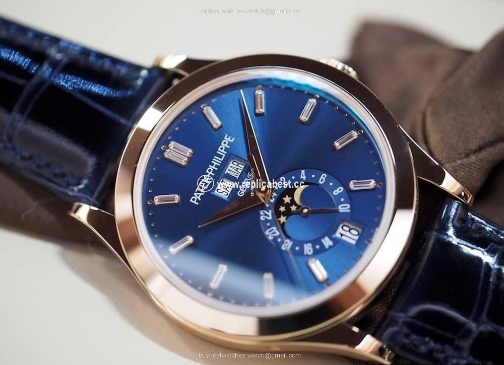 Patek Philippe Annual Calendar Mens watch Unisex Automatic Rose gold 5396R-015