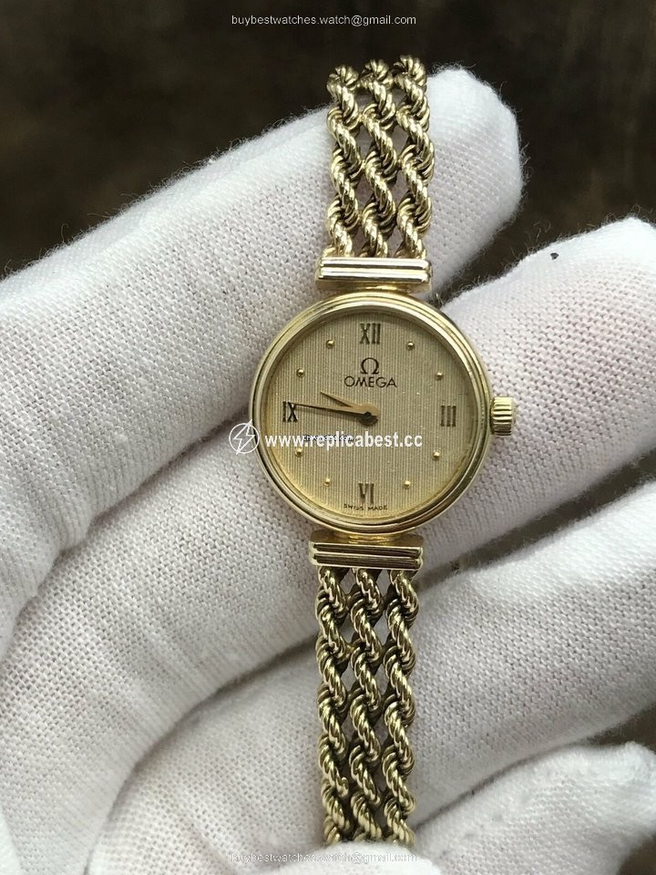 Omega Quartz Yellow gold 14K