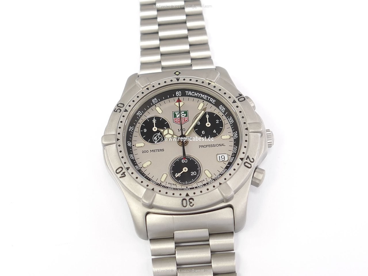 TAG Heuer 2000 Mens watch Unisex Quartz Steel CE1111