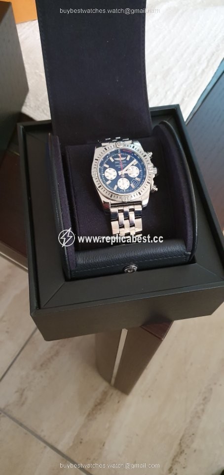 Breitling Chronomat 44 Airborne Mens watch Unisex Automatic Steel AB01154G BD13 101W
