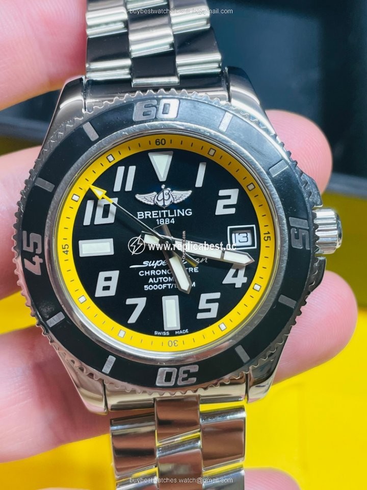 Breitling Superocean 42 Mens watch Unisex Automatic Steel A1736402 BA32