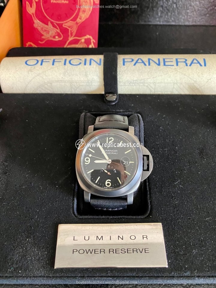 Panerai Special Editions Mens watch Unisex Automatic Steel PAM 00028
