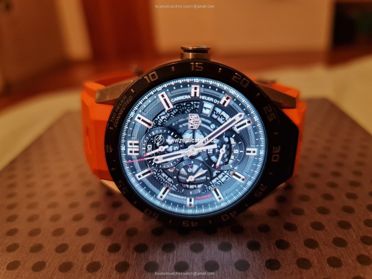 TAG Heuer Connected Titanium SAR8A80.FT6057