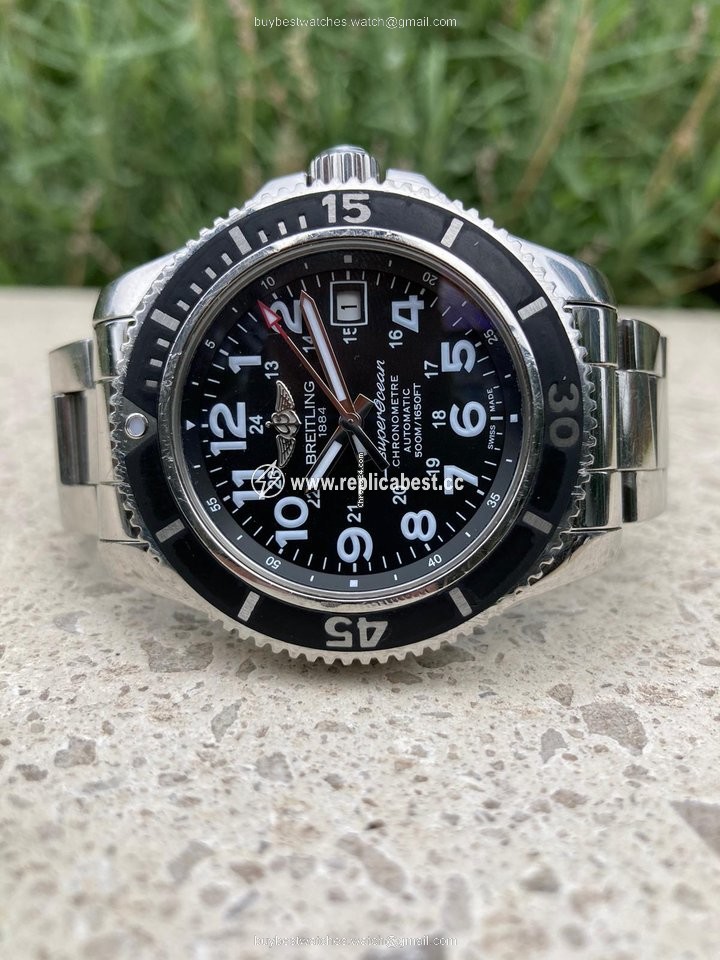 Breitling Superocean II 42 Mens watch Unisex Automatic Steel A17365C9 BD67