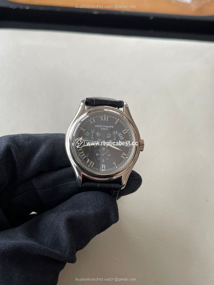 Patek Philippe Annual Calendar Mens watch Unisex Automatic White gold 5035G-031