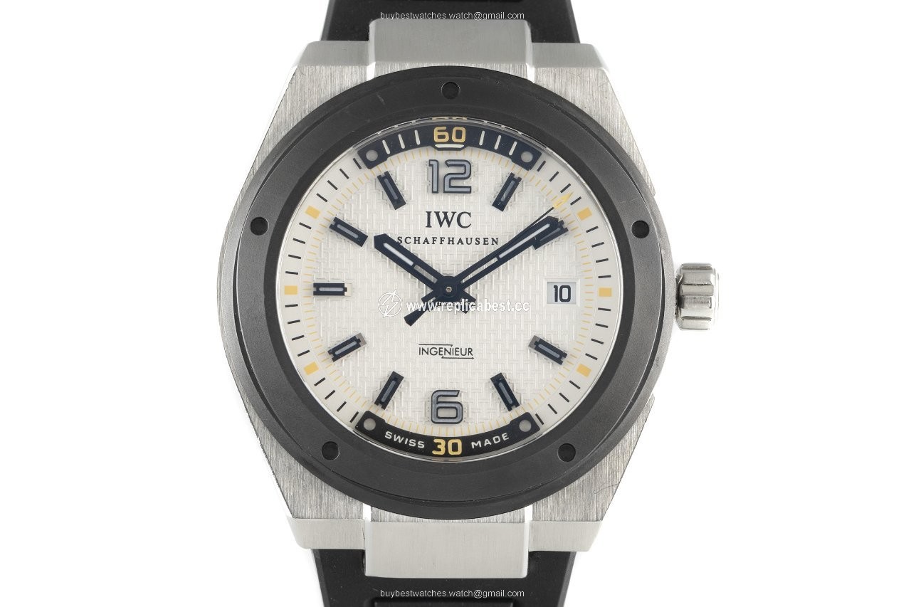 IWC Ingenieur Automatic Mens watch Unisex Automatic Steel IW323402