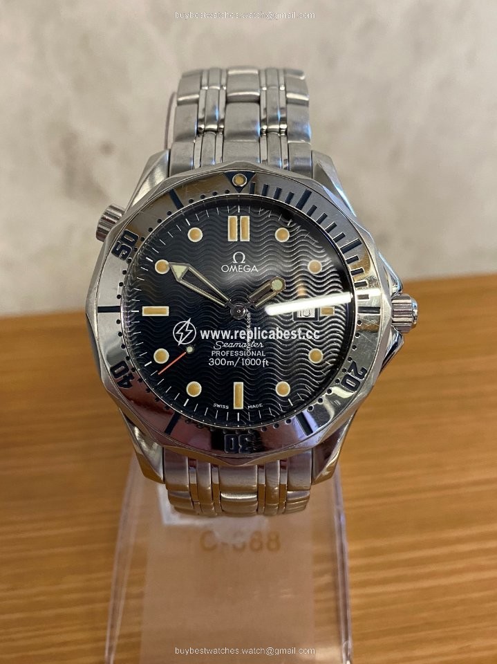 Omega Seamaster Diver 300 M Mens watch Unisex Quartz Steel 2542.80.00
