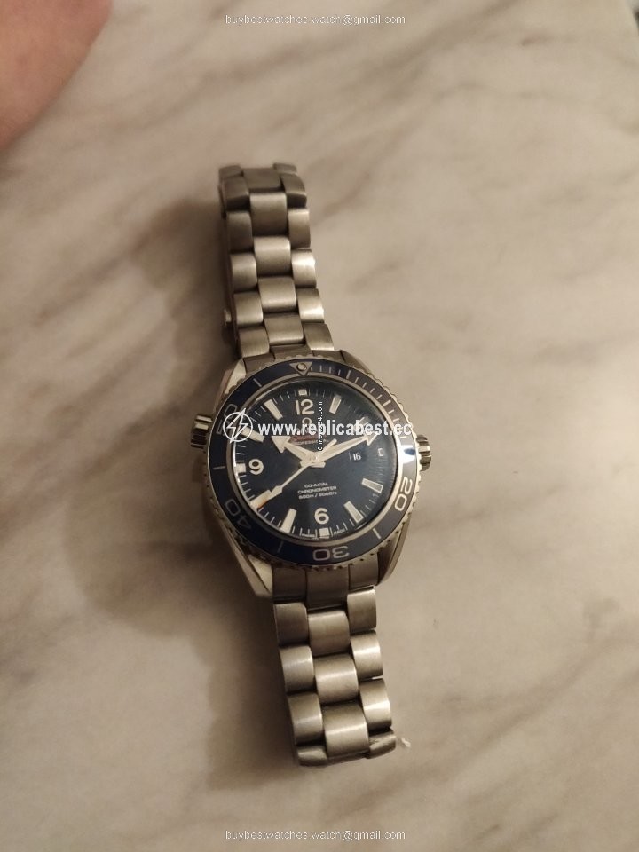 Omega Seamaster Planet Ocean Mens watch Unisex Automatic Titanium 232.90.38.20.03.001