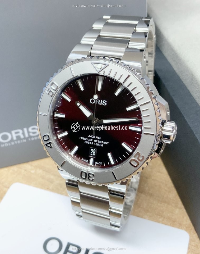 Oris Aquis Date Mens watch Unisex Automatic Steel 01 733 7766 4158-07 8 22 05PEB