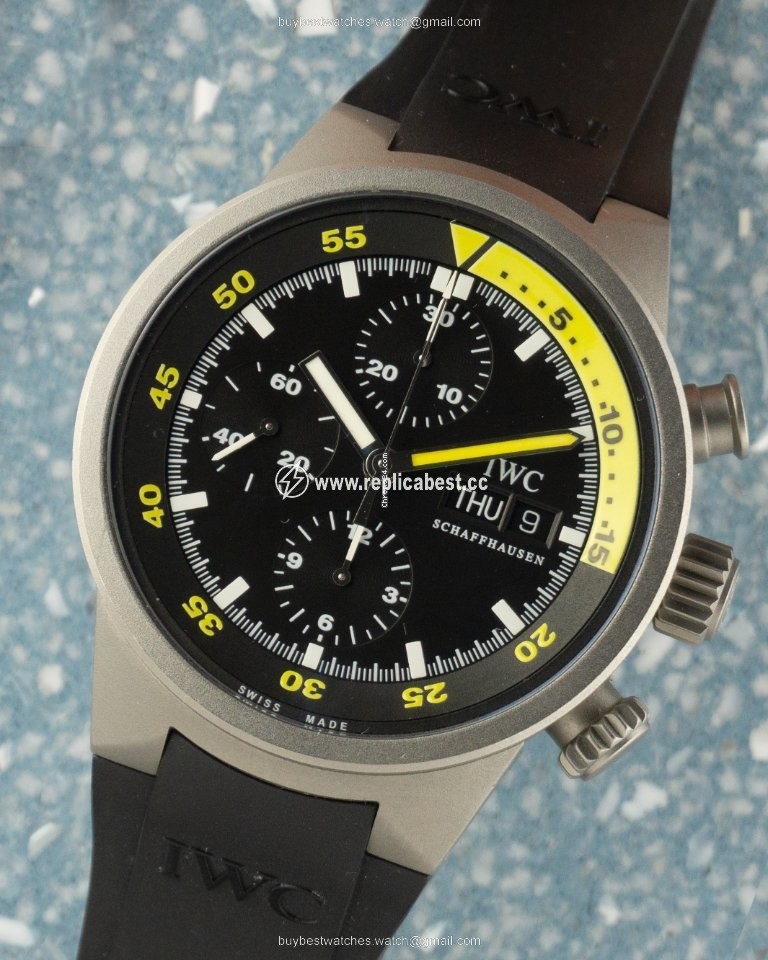 IWC Aquatimer Chronograph Mens watch Unisex Automatic Titanium IW371918