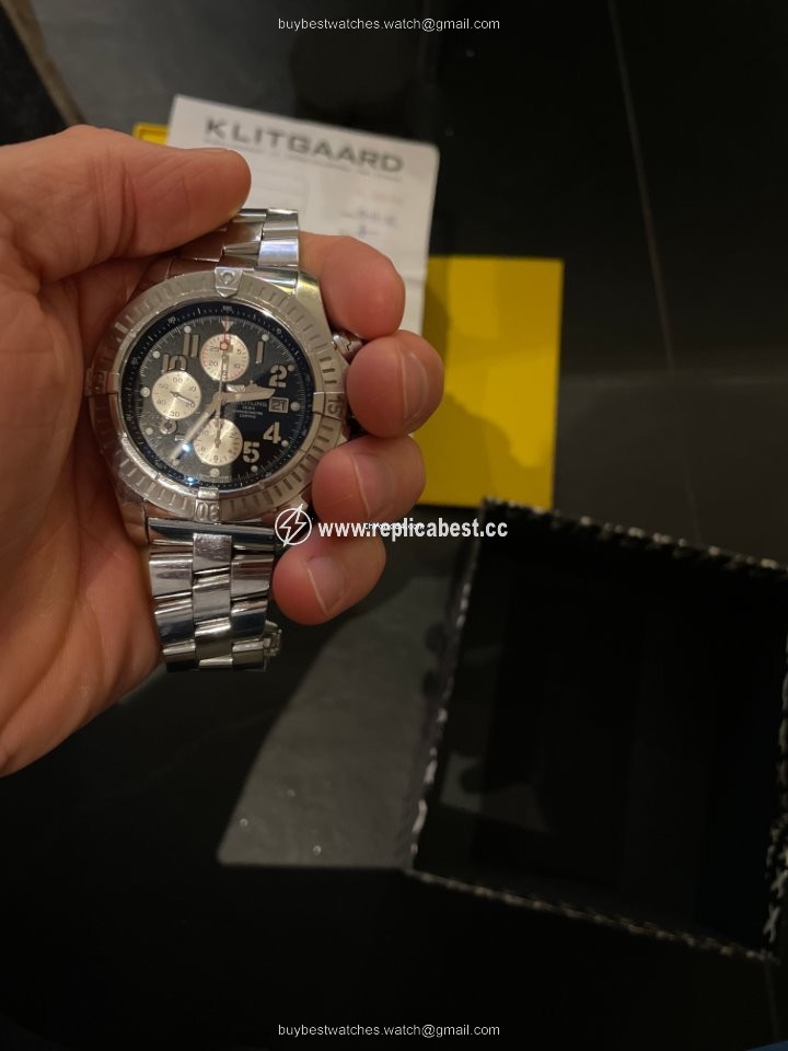 Breitling Super Avenger II Mens watch Unisex Automatic Steel A1337111 C871-168A
