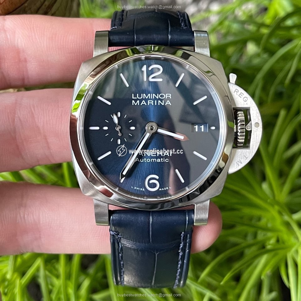 Panerai Luminor Marina 1950 3 Days Automatic Mens watch Unisex Automatic Steel PAM 01393