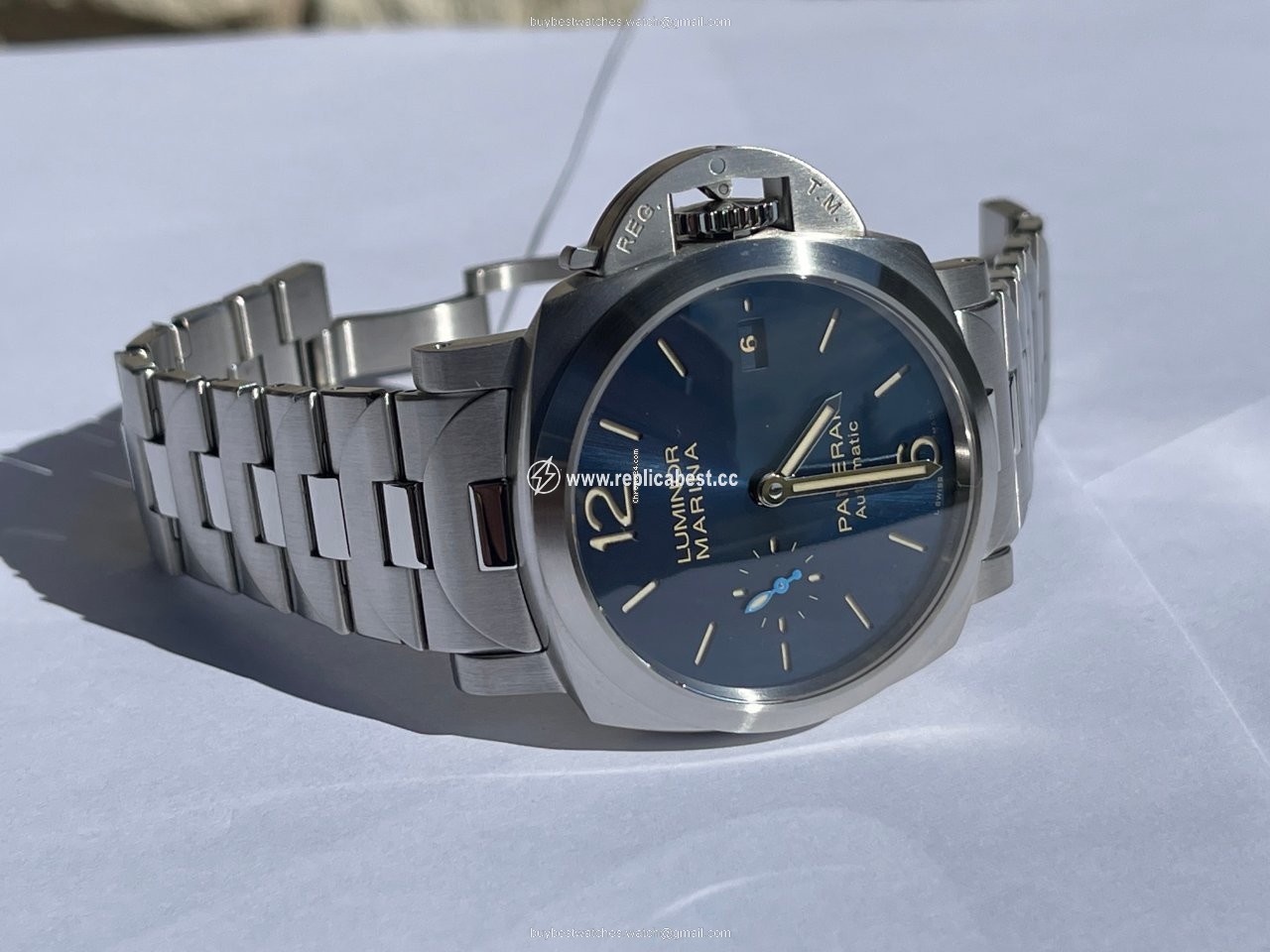 Panerai Luminor Marina Automatic Mens watch Unisex Automatic Steel PAM 01028