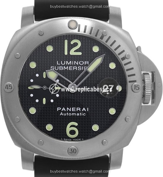 Panerai Luminor Submersible Mens watch Unisex Automatic Titanium PAM00025