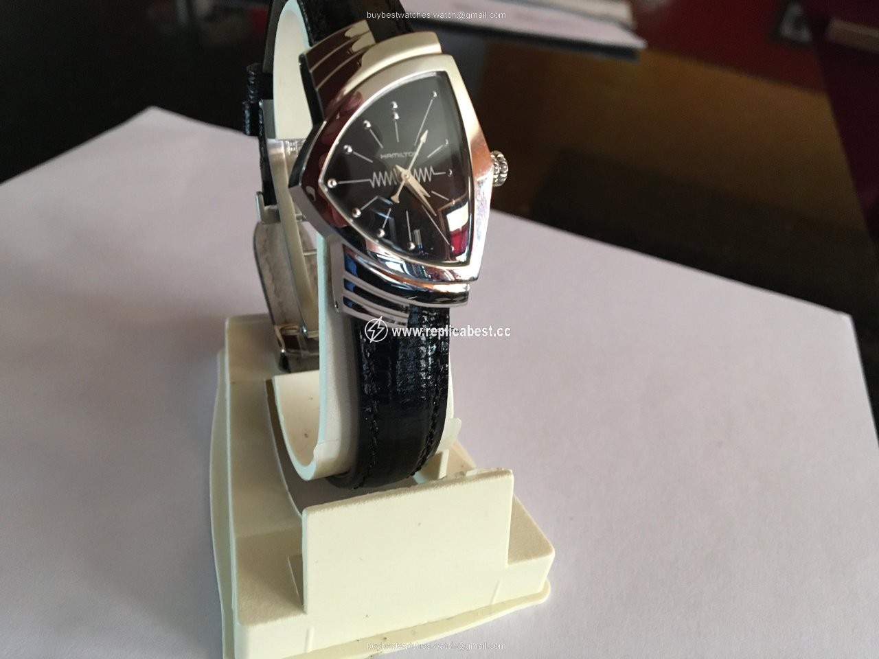 Hamilton Ventura Womens watch Quartz H24 211 732