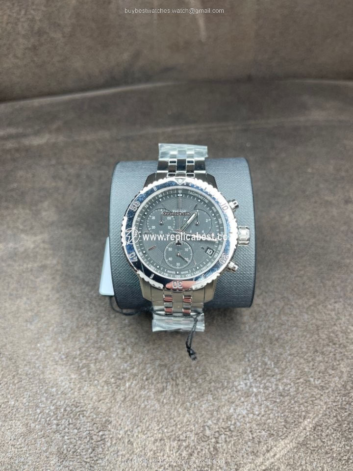 Tissot PRS 200 Mens watch Unisex Quartz Steel T067.417.11.051.01