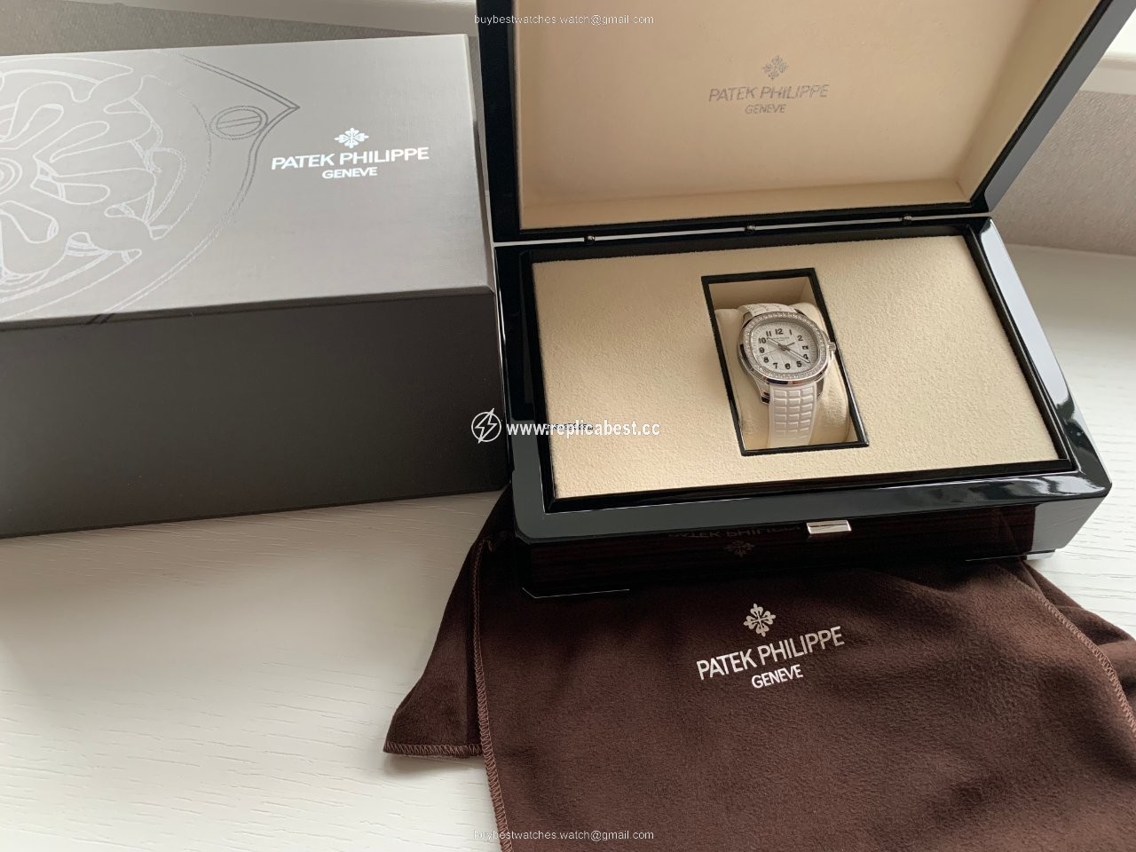 Patek Philippe Quartz Steel 5267 200A-010
