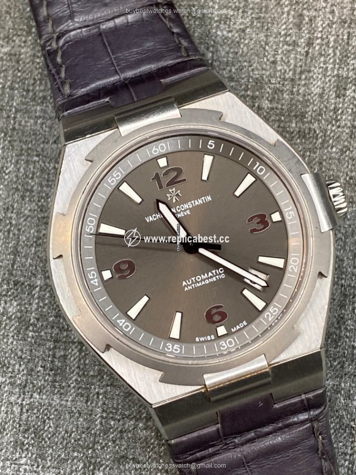 Vacheron Constantin Overseas Mens watch Unisex Automatic Steel 47040