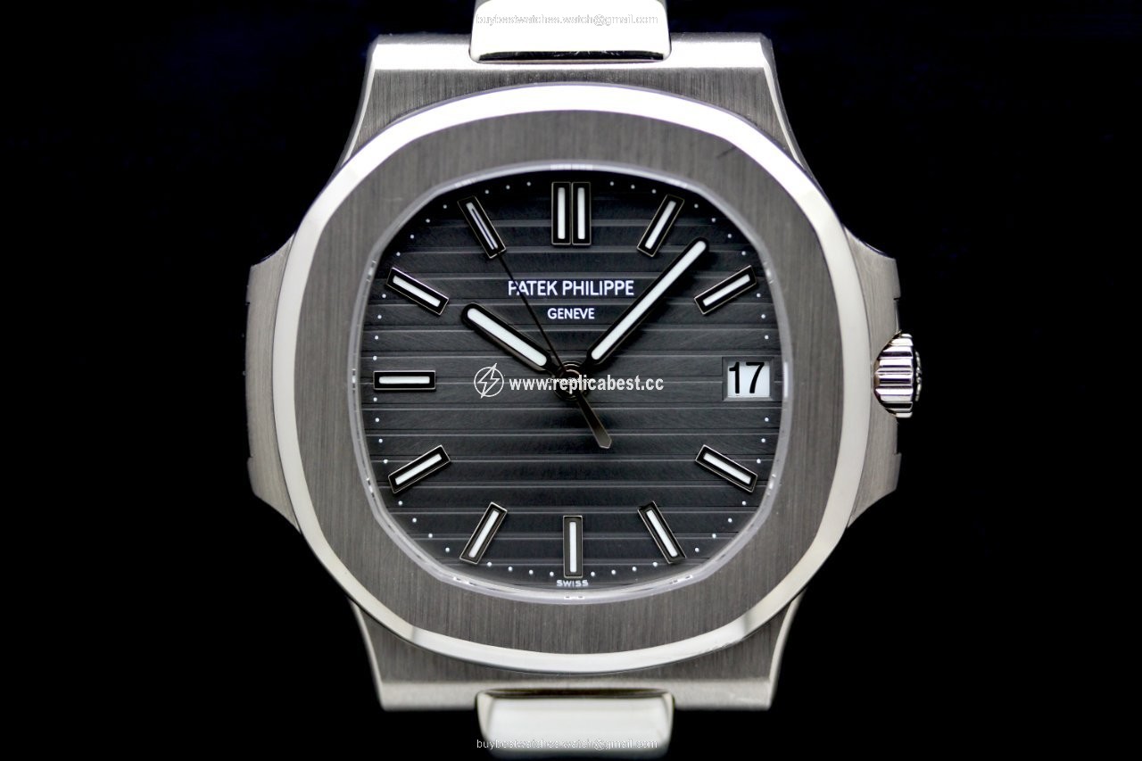 Patek Philippe Nautilus Automatic White gold 5711G-001