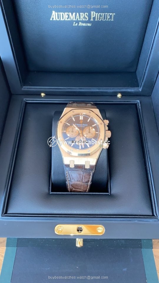 Audemars Piguet Royal Oak Chronograph Mens watch Unisex Automatic Rose gold 263310R.00D821CR.01