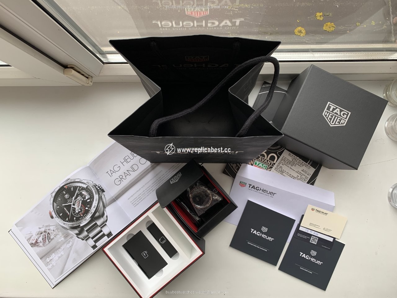 TAG Heuer Connected Mens watch Unisex Titanium SBG8A83.BT6254