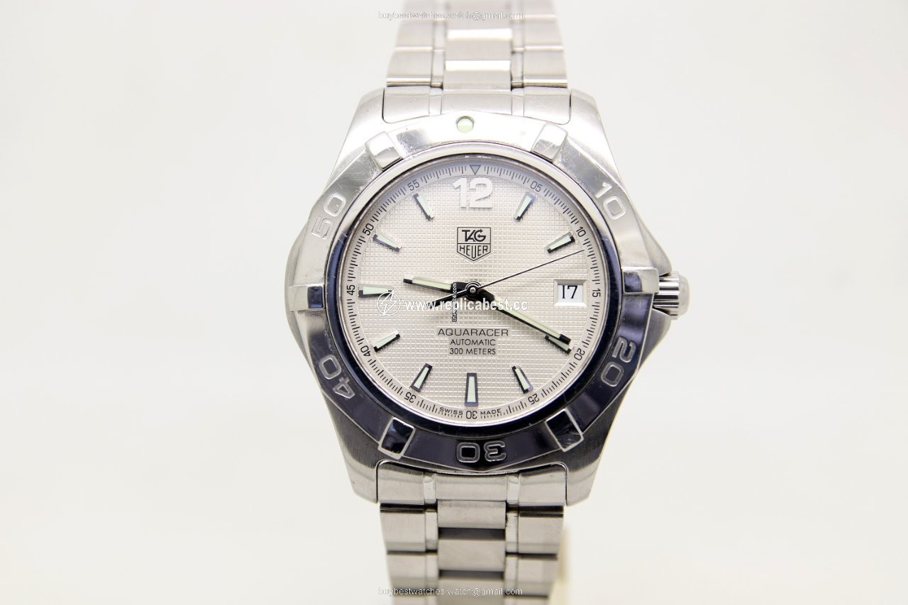 TAG Heuer Aquaracer 300M Mens watch Unisex Automatic Steel WAF2111