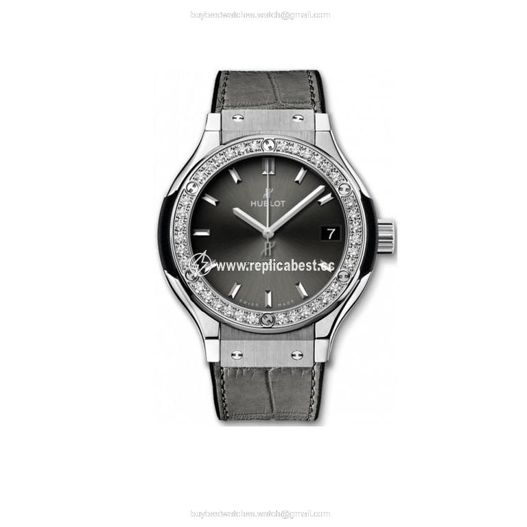 Hublot Classic Fusion Racing Grey Mens watch Unisex Automatic Titanium 542.NX.7071.LR.1104