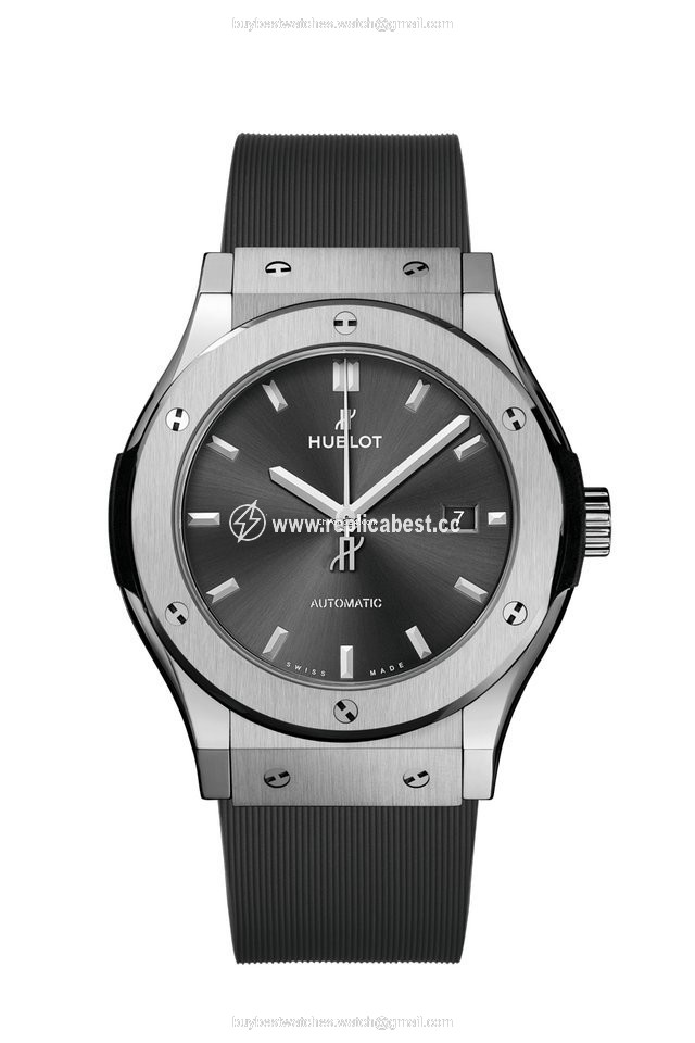 Hublot Classic Fusion Racing Grey Mens watch Unisex Automatic Titanium 542.NX.7071.RX