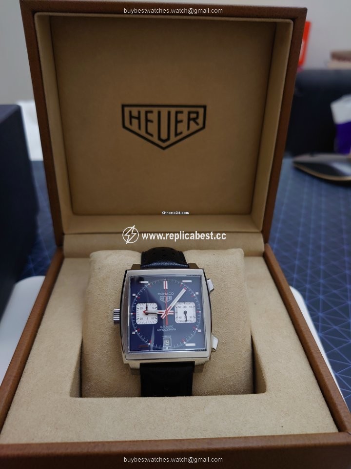 TAG Heuer Monaco Calibre 11 Mens watch Unisex Automatic CAW211P
