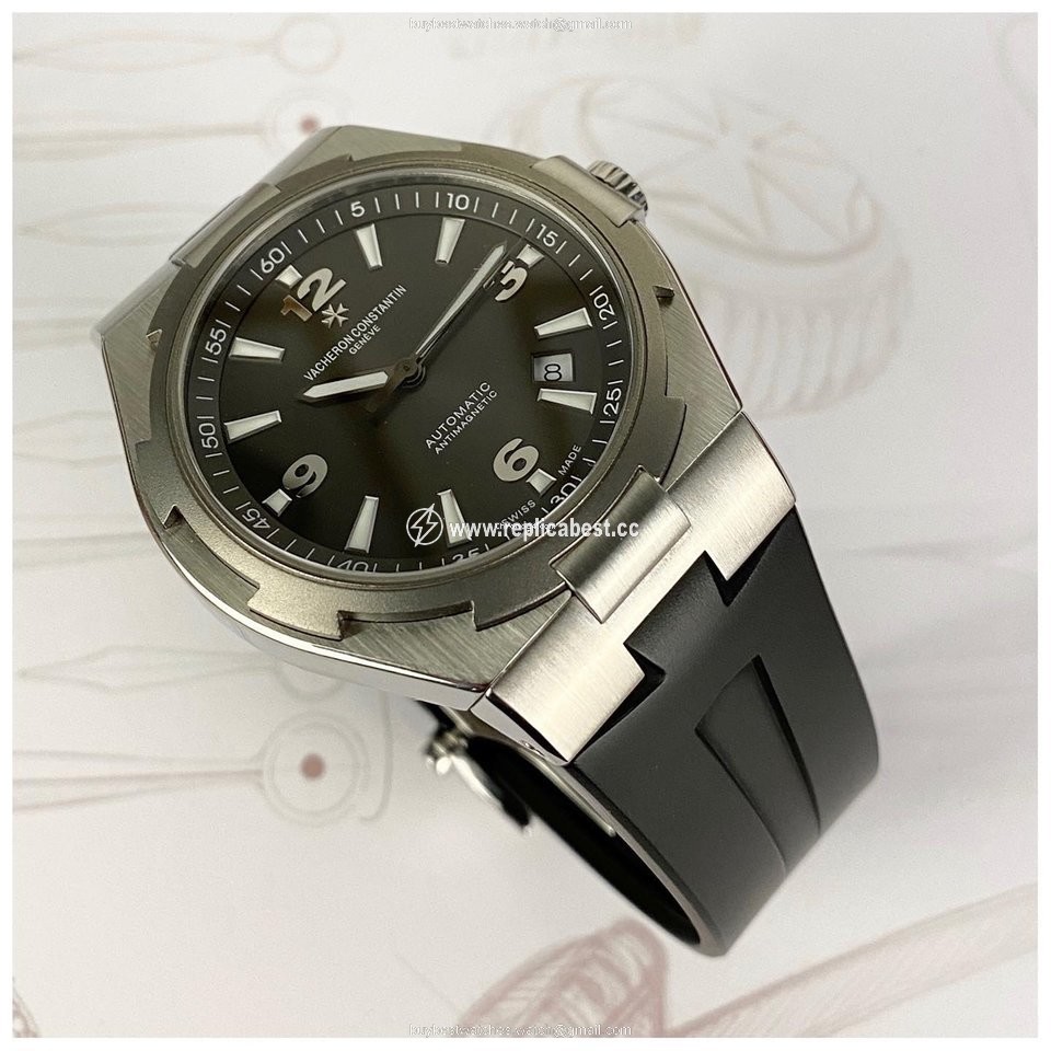 Vacheron Constantin Overseas Mens watch Unisex Automatic Steel 47040 000W-9500