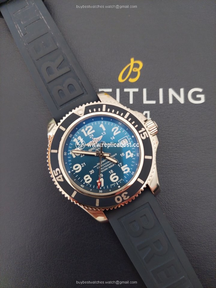 Breitling Superocean II 42 Mens watch Unisex Automatic Steel A17365D1