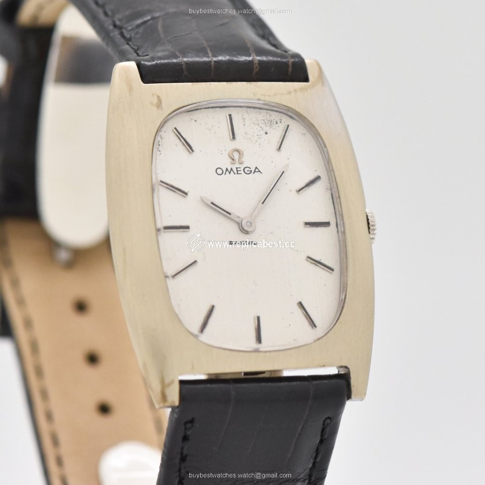 Omega Manual winding D6788
