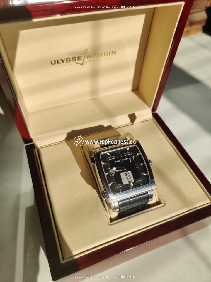 Ulysse Nardin Quadrato Dual Time Mens watch Unisex Automatic Steel 243-92 632