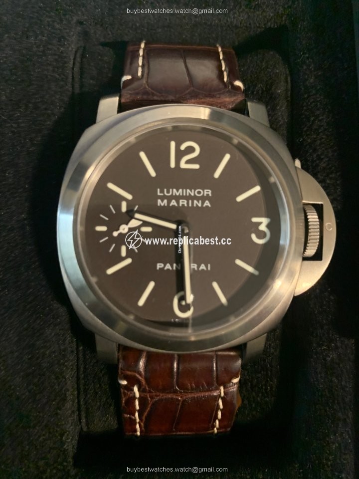 Panerai Luminor Marina Mens watch Unisex Manual winding Titanium PAM 00118