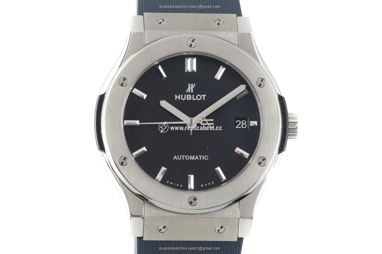 Hublot Classic Fusion 45, 42, 38, 33 mm Mens watch Unisex Automatic Titanium 511.NX.1171.RX
