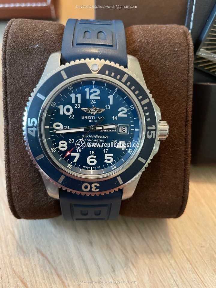 Breitling Superocean II 44 Mens watch Unisex Automatic Steel A17392D8 C910-158S