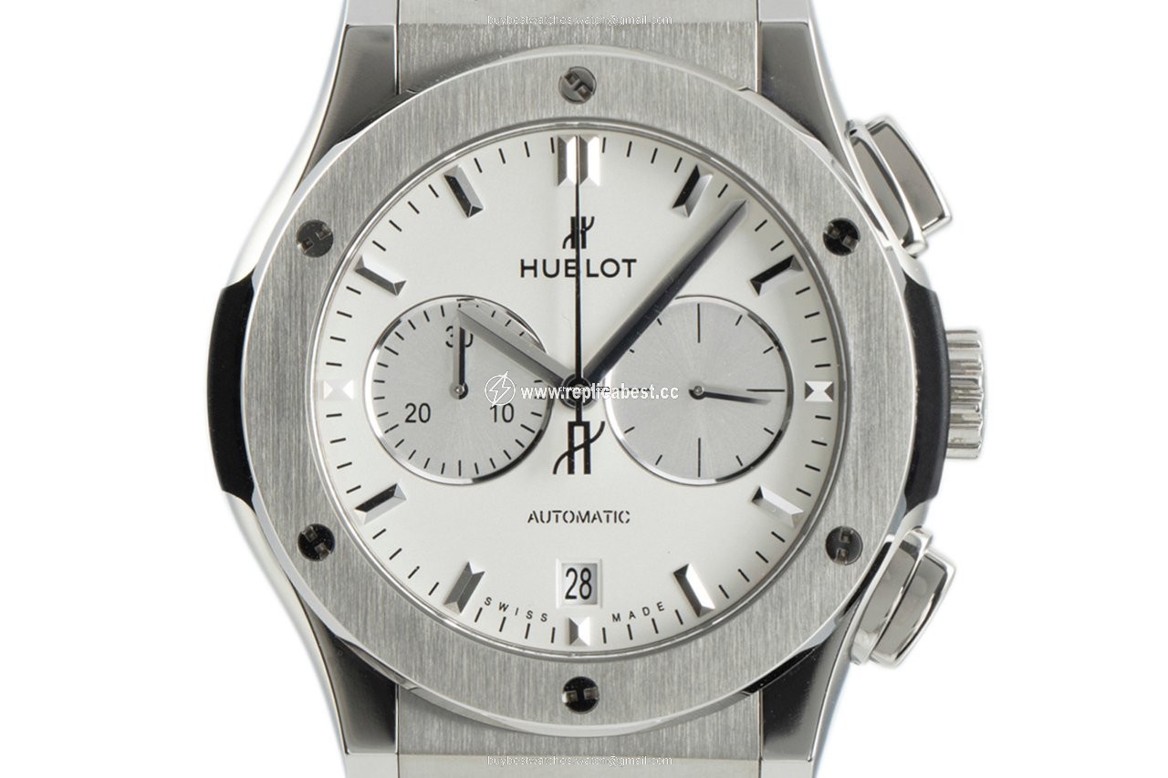 Hublot Classic Fusion Chronograph Mens watch Unisex Automatic Titanium 541.NX.2611.LR