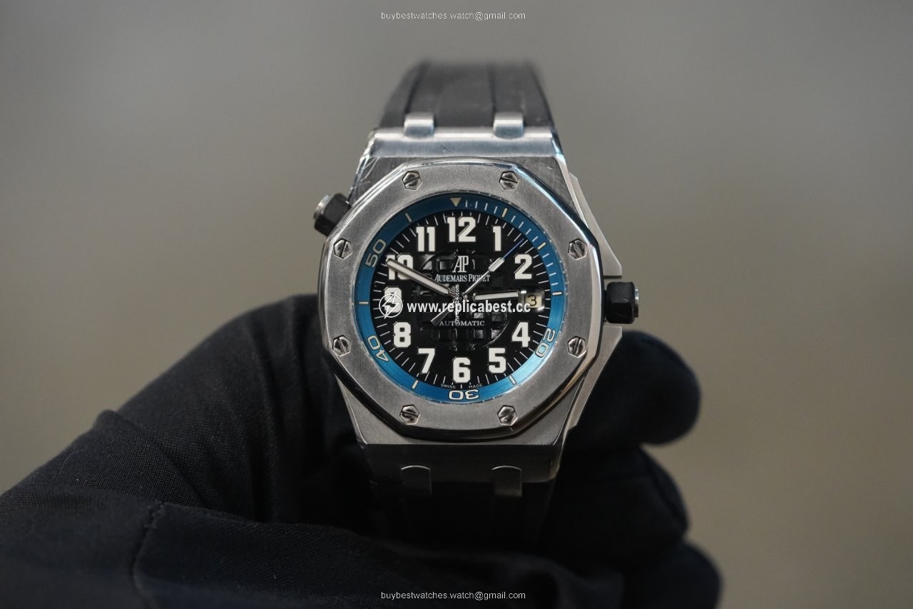 Audemars Piguet Royal Oak Offshore Diver Mens watch Unisex Automatic Titanium 15701ST.OO.D002CA.02