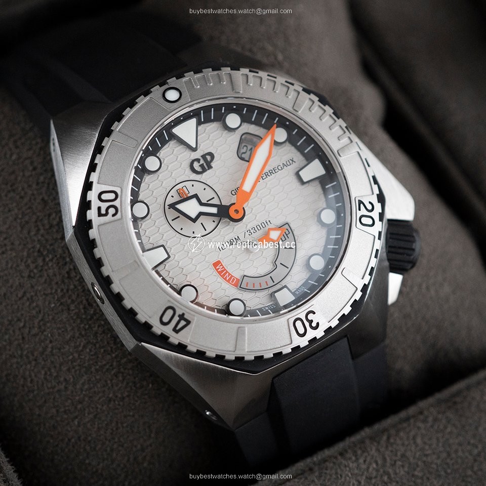 Girard Perregaux Sea Hawk Automatic Steel 49960-19-631-FK6A