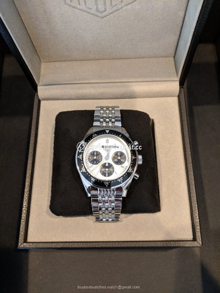 TAG Heuer Autavia Mens watch Unisex Automatic Steel CBE2111.BA0687