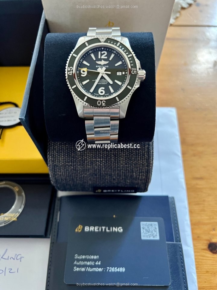 Breitling Superocean 44 Mens watch Unisex Automatic Steel A17367A11L1W1